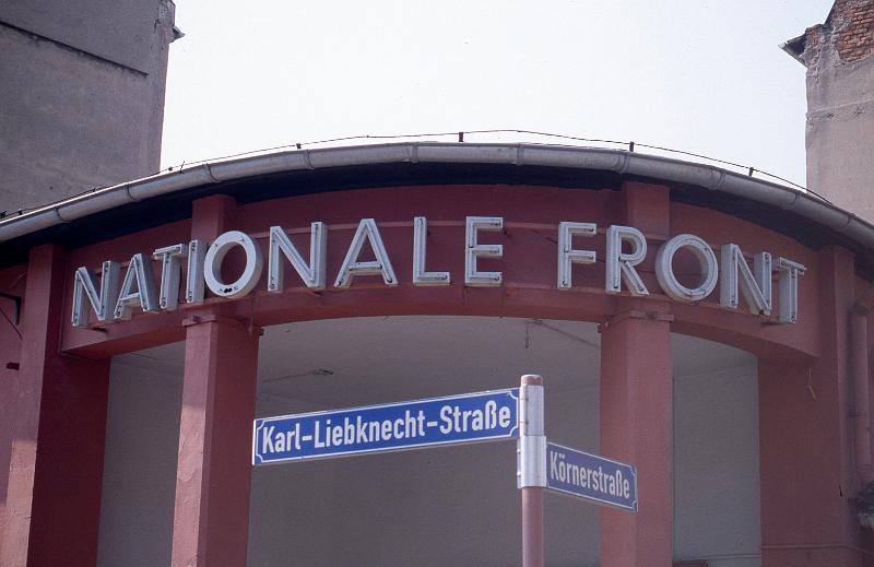 Leipzig, Karl-Liebknecht-Str.-Ecke Körnerstr., 23.8.1996.jpg